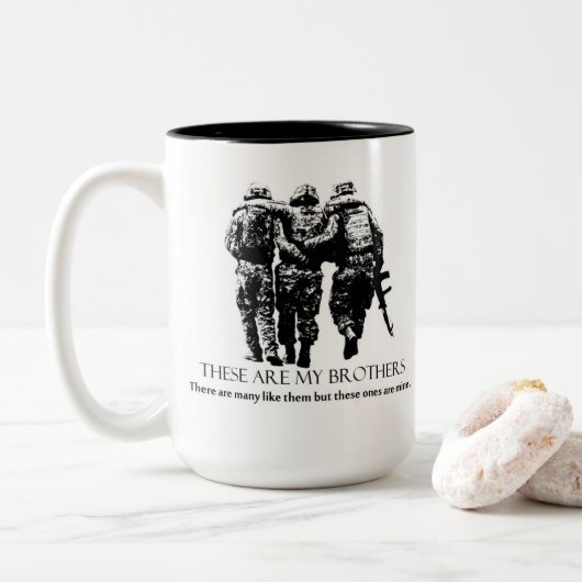 Verletzte Krieger-Tasse Zweifarbige Tasse (Mit Donut)