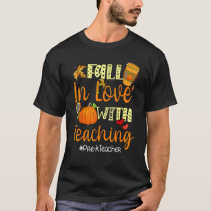 Verliebe dich in das Unterrichten Pre K Lehrer Ern T-Shirt