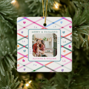 Verliebtes Paar im Pastellmuster - Merry Engaged L Keramikornament