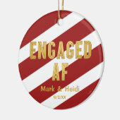 Verlobt AF Funny Personalisiert Red Verlobung Keramik Ornament (Links)