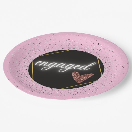 Verlobt Glam Pastel Pappteller (Schrägansicht)