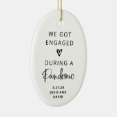 Verlobt während einer Pandemie | Foto zurück Keramik Ornament (Rechts)