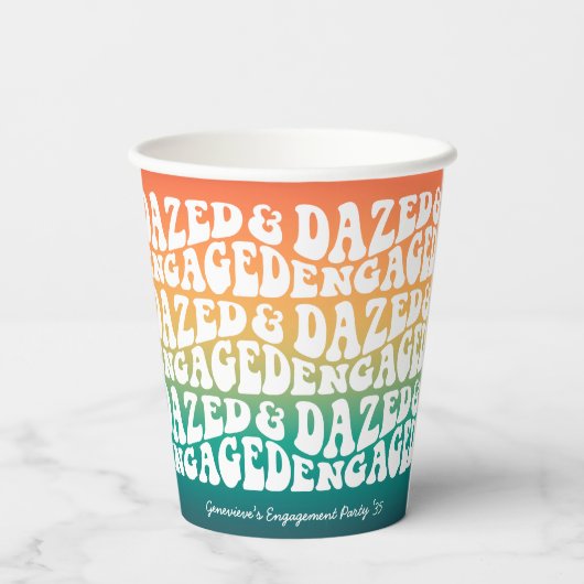 Verlobte Retro-Engagement-Partei Pappbecher (Rückseite)