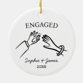 Verlobte Whimsical Hand gezeichnete Verlobung Weih Keramik Ornament (Hinten)