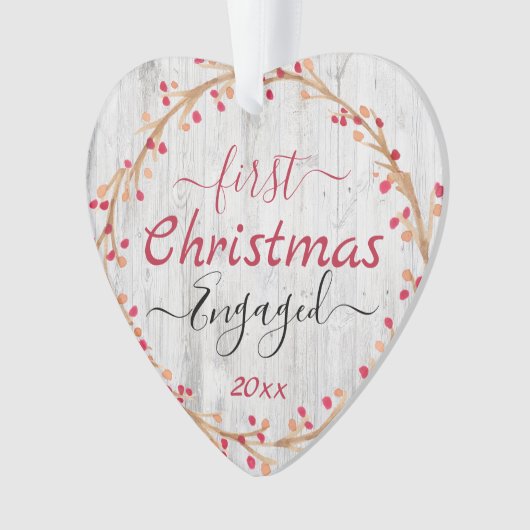 Verlobtes Couple First Christmas Rustikales Holz Ornament (Vorderseite)