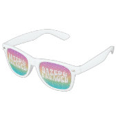 Verlobtes Retro-Typografie-Design Partybrille (Schrägansicht)