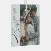 Verlobtes Skript Vertikales Foto Snowflake Ornament Aus Glas (Vorderseite Rechts)