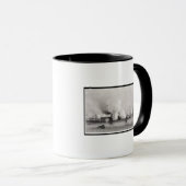 Verlobung zwischen Monitor und Tasse (VorderseiteRechts)
