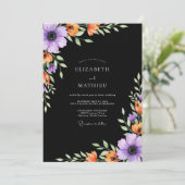 Verlockende schwarze herbstliche Hochzeit Einladung (Stehend Vorderseite)