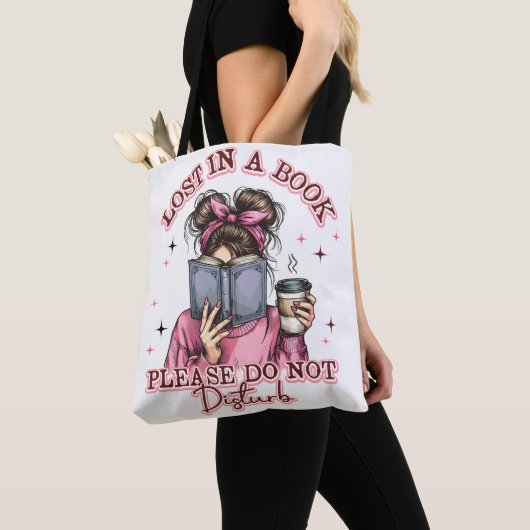 Verloren in einem Buch... Tasche (Von Nahem)