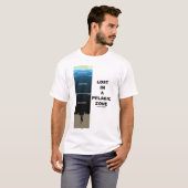 Verloren in einer pelagischen Zone (Ozeanographie) T-Shirt (Vorne ganz)