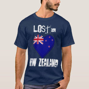 Verloren in Neuseeland-Flagge Herzen T-Shirt