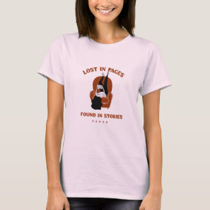 Verloren in Seiten, gefunden in Geschichten. T-Shirt