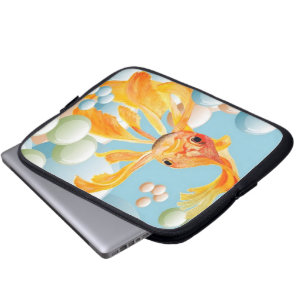Vermillion Goldfish in Pastelblase Wasser Laptopschutzhülle