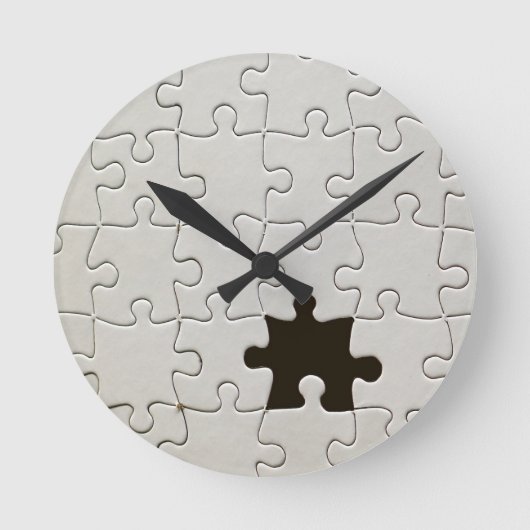 Vermisst Jigsaw Puzzle Piece White Runde Wanduhr (Vorderseite)