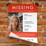 Vermisste Person | Modernes Red Foto Poster Flyer<br><div class="desc">Eine einfache vermisste Person Flyer Vorlage, um das Bewusstsein bei der Suche nach einer vermissten Person zu verbreiten. Der Text ist leicht zu personalisieren, inklusive Name, Alter, vermisstes Datum, Ort zuletzt gesehen, Belohnung oder andere Informationen. Es gibt Platz, um eine große Telefonnummer und E-Mail-Adresse oder Website und rufen Sie zu...</div>