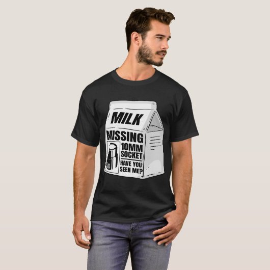 Vermisster 10 mm Socket Milk Carton Funny Car Mech T-Shirt (Vorne ganz)