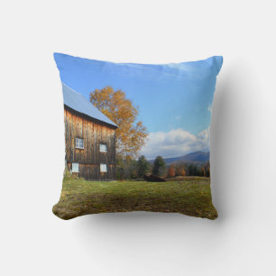 Vermont Barn und View Pillow Kissen