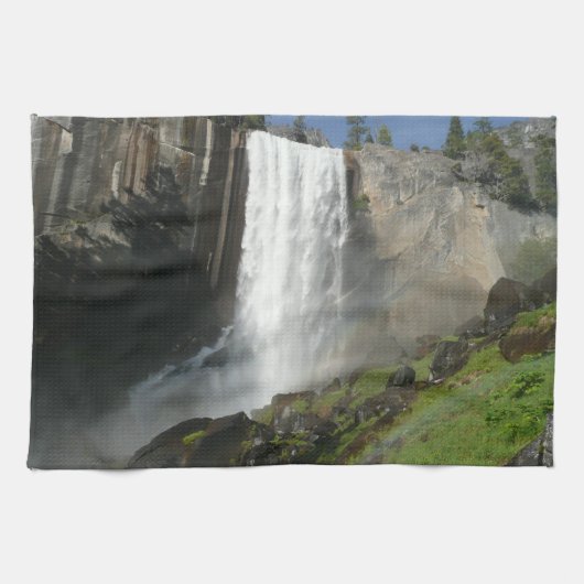 Vernal Falls I in Yosemite National Park Geschirrtuch (Horizontal)