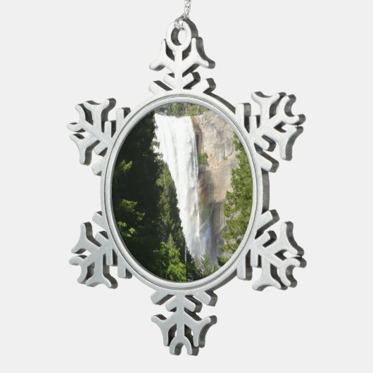 Vernal Falls II. im Yosemite-Nationalpark Schneeflocken Zinn-Ornament (Rechts)