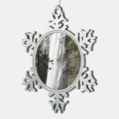Vernal Falls III: Yosemite National Park Schneeflocken Zinn-Ornament (Rechts)