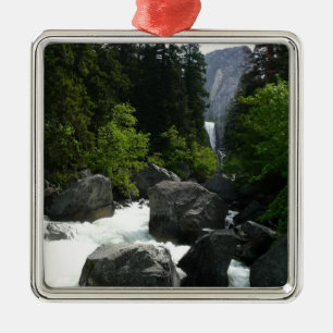 Vernal Falls in der Ferne in Yosemite Silbernes Ornament