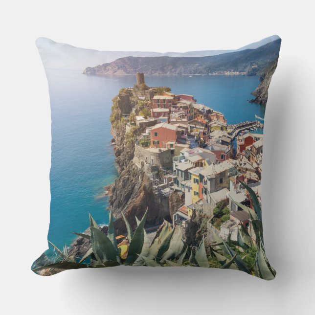 Vernazza Stadt im Cinque Terre Kissen (Vorderseite)