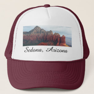 Vernebelter Coffee Pot Felsen in Sedona Arizona Truckerkappe
