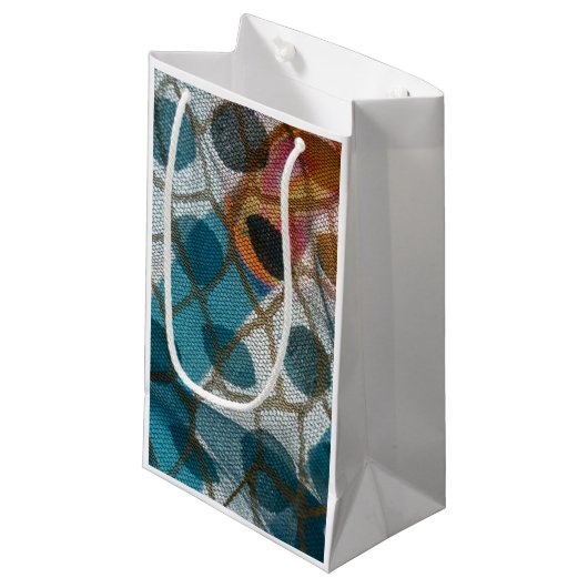 Vernetzung Kleine Geschenktüte (Vorderseite Schrägansicht)