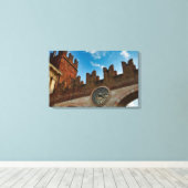 Verona (Italien), "portoni della Bra" Leinwanddruck (Insitu (Holzboden))