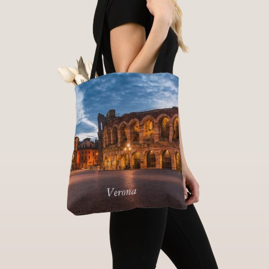Verona Tasche (Von Nahem)