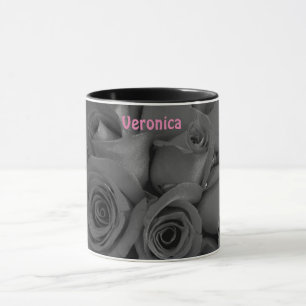 VERONICA ~ Personalisierte Rote Rose Buds Foto ~ Tasse
