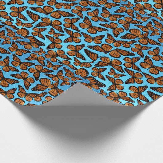 verpacktes Geschenk mit Liebe Geschenkpapier (Ecke)