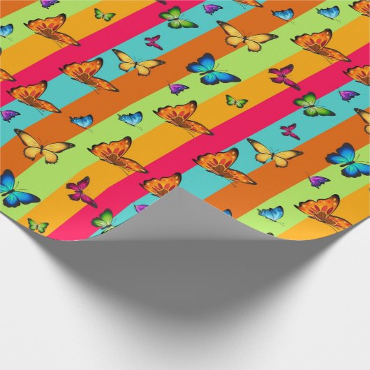 verpacktes Geschenk mit Liebe Geschenkpapier (Ecke)