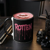 Verrottet Rosa Triefend Text-Typografie Tasse