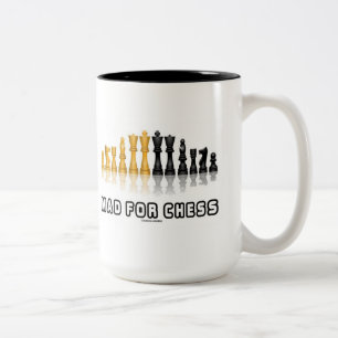Verrückt nach Schach (Reflektierendes Schachspiel) Zweifarbige Tasse
