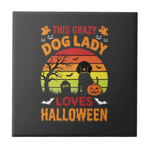 Verrückte Hundefrau liebt Halloween Vintage-Design Fliese