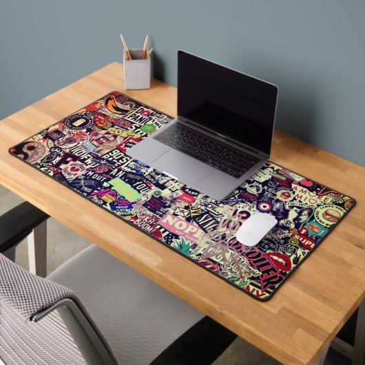 Verrückte Welt der Aufkleber Schreibtischunterlage (Büro 2)