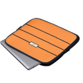 Versatile Stylish Mit Monogramm Modern Orange Laptopschutzhülle (Vorne Knopf)