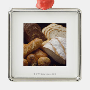 Verschiedene Arten des Handwerkerbrotes Silbernes Ornament