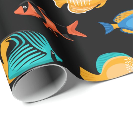 Verschiedene bunte tropische Fischmuster Geschenkpapier (Rolleneckpunkt)