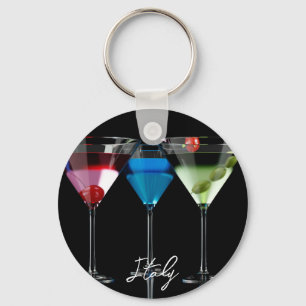Verschiedene Cocktails in Martini-Brillen auf schw Schlüsselanhänger