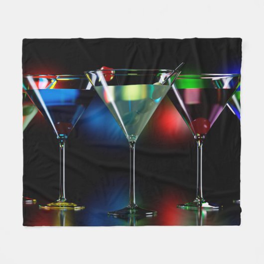 Verschiedene Cocktails in Martini Brillen mit Lich Fleecedecke (Vorderseite (Horizontal))