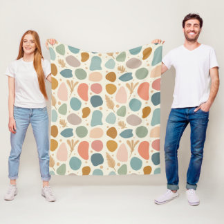 Verschiedene pastellfarbene Formen Fleecedecke