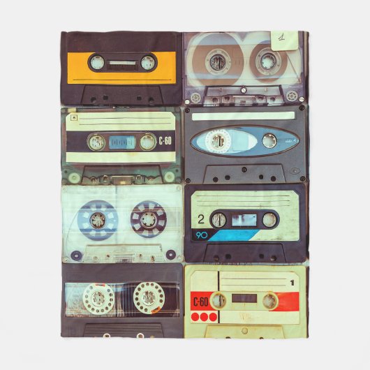 Verschiedene Vintage Audiokassetten Fleecedecke (Vorderseite)