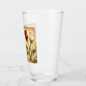 Verschlungene rote und weiße Rosen. Glas (Links)