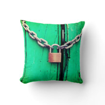 Verschluss und Ketten-Kissen