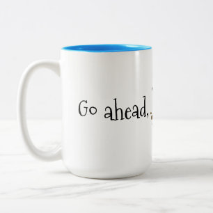 Verschütten Sie die Tee Tasse - perfektes