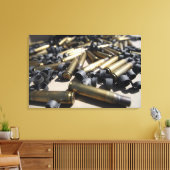 Verschwendete Messing und zerfallene Links Leinwanddruck (Insitu (Wohnzimmer))