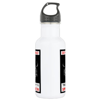 Versetzen Sie nicht in Panik! Dieses ist nur eine Edelstahlflasche